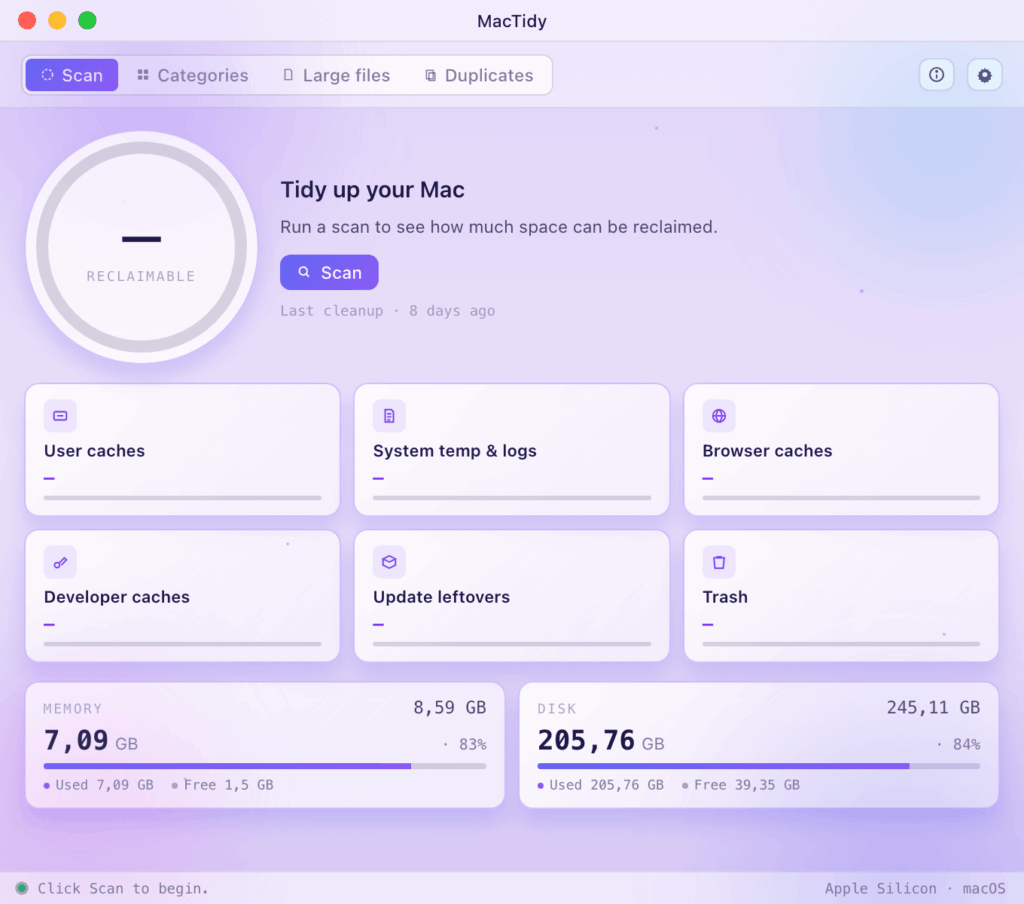 Main screen — Dark theme